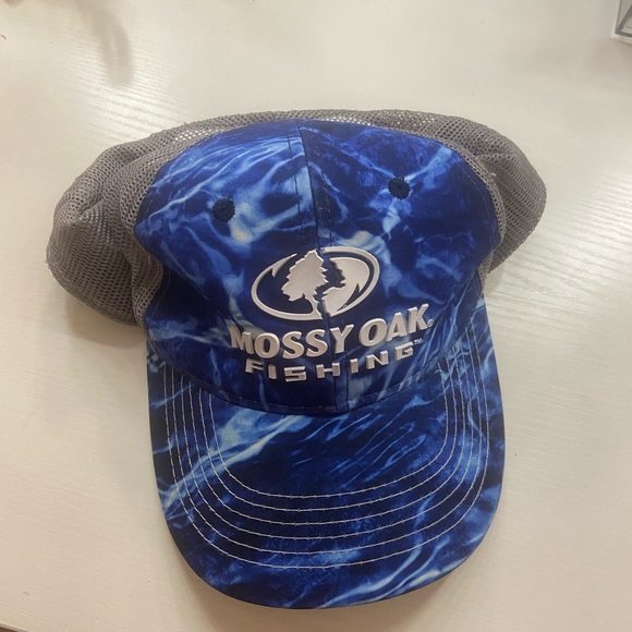 Missy Oak Fishing hat Blue Agua Trucker hat - Picture 1 of 3